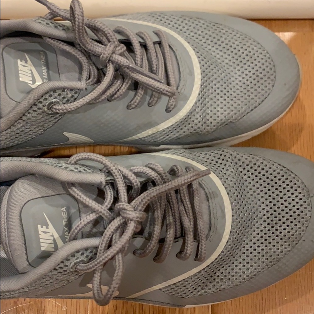 Nike Air Max - Picture 3 of 4